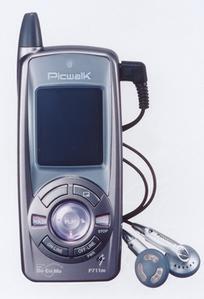 ASCII.jp：M-stage music／Picwalk P711m