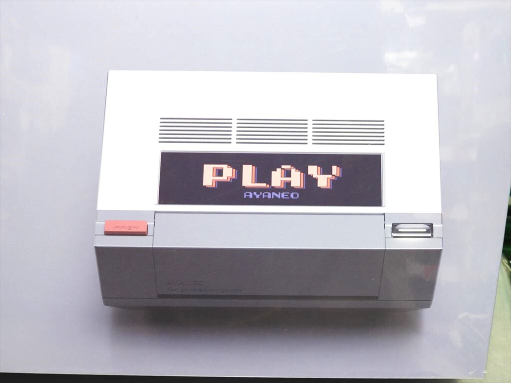 レトロデザインのデスクトップ型ミニPCが本日発売、Ryzen 7＆Win 11