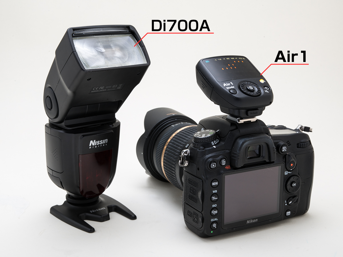 ストロボの TTL 調光と照射角を手元で制御オフカメラライティングの