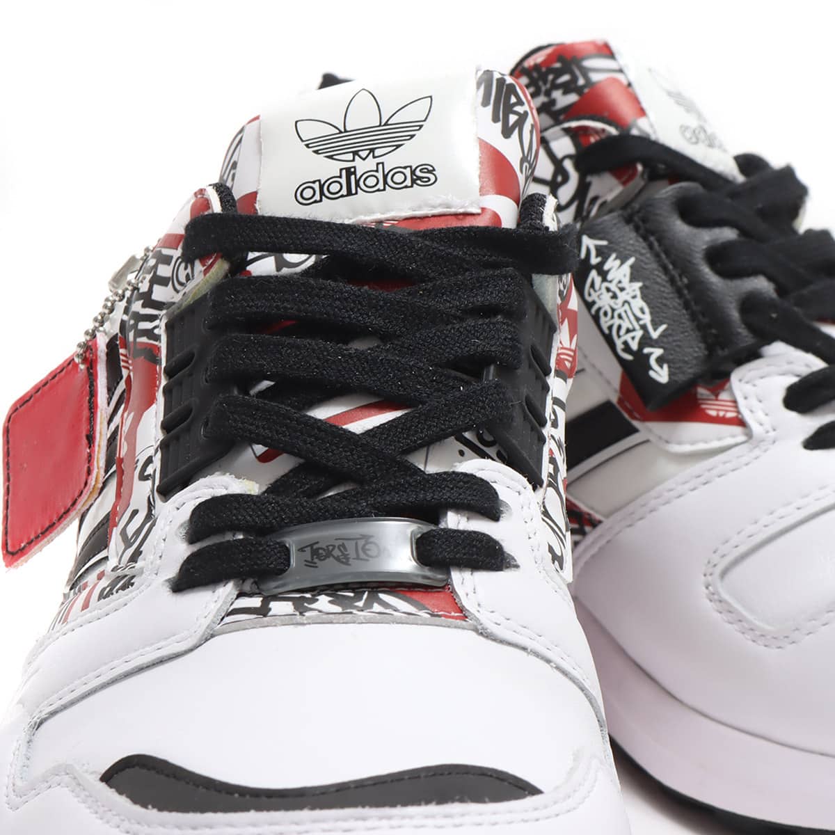adidas ZX 8000 GRAFFITI atmos FOOTWEAR WHITE/CORE BLACK/ACTIVE RED