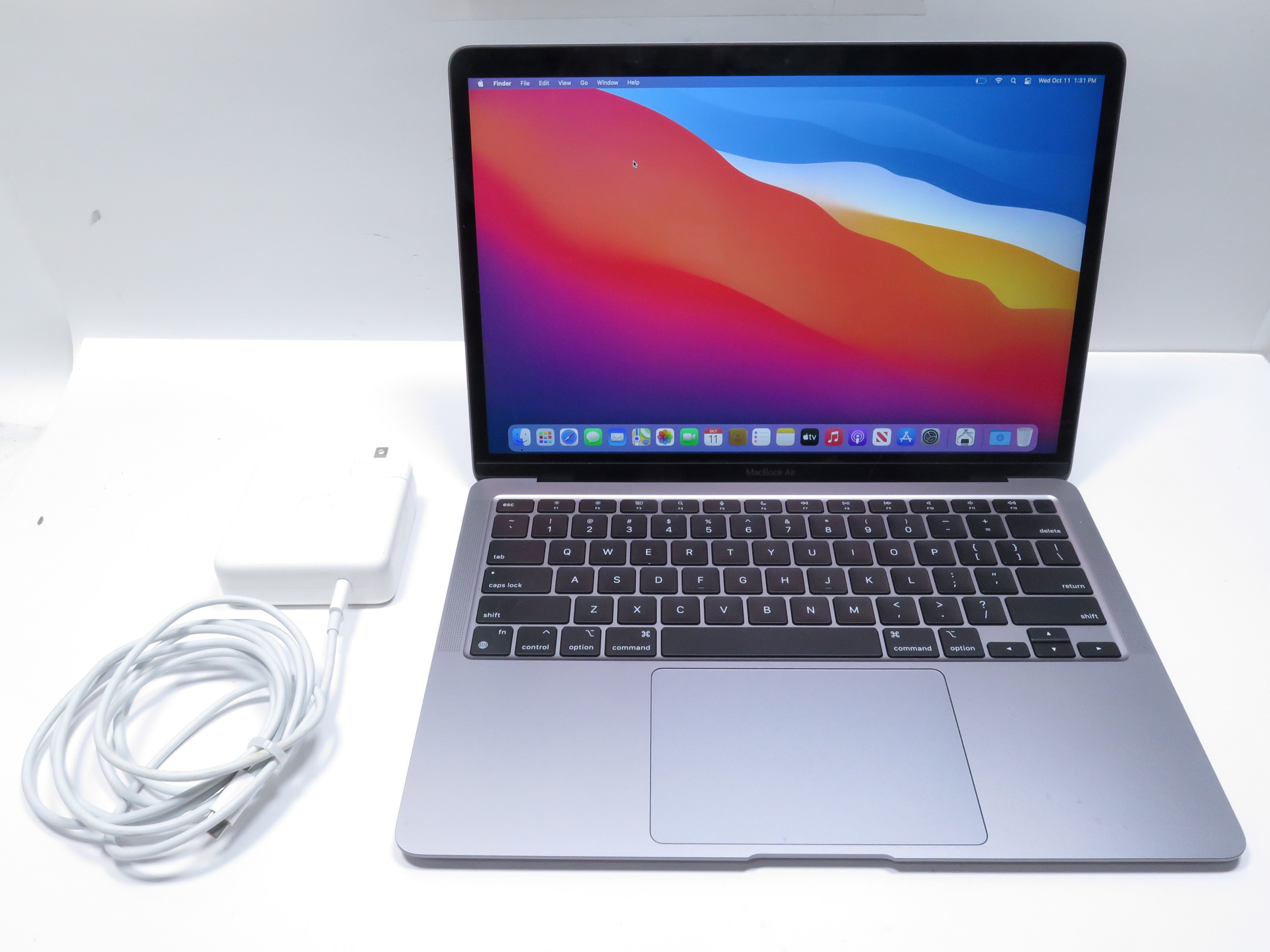 Apple MacBook Air (2020) MGN73LL/A M1 (8C GPU) 3.2Ghz 16GB RAM 1TB