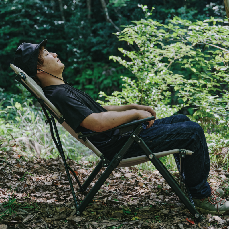 ARAKA × CAPTAIN STAG RELAX CHAIR