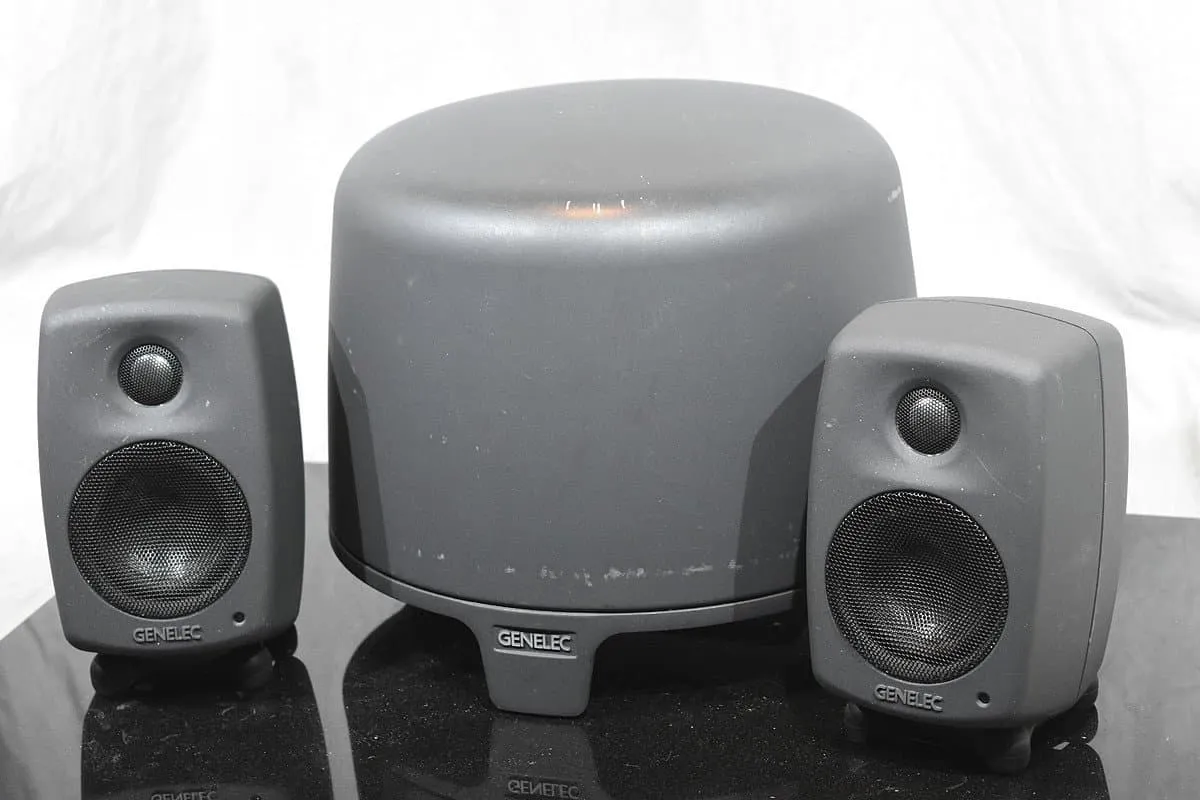 GENELEC/ジェネレック モニタースピーカーペア 6010A ＋サブウーファー