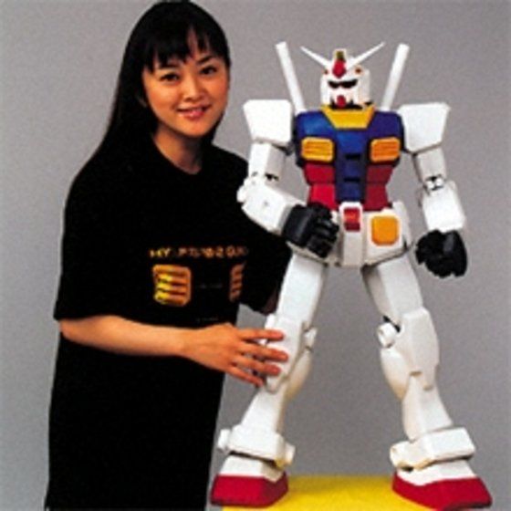 HYPER HYBRID MODEL 1/24 RX-78-2 GUNDAM | バンダイによる、遊びと