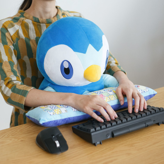 あのペンギンポケモン「ポッチャマ」がPCクッションになって登場