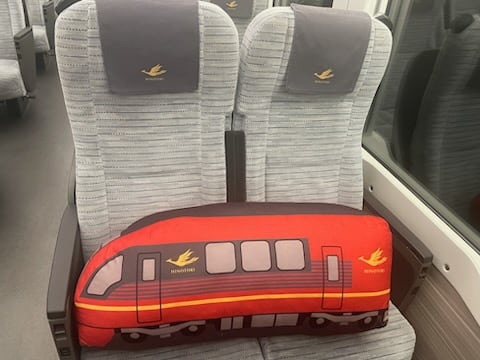 ひのとり抱き枕』を発売します！ | 近鉄グッズマート by KRE