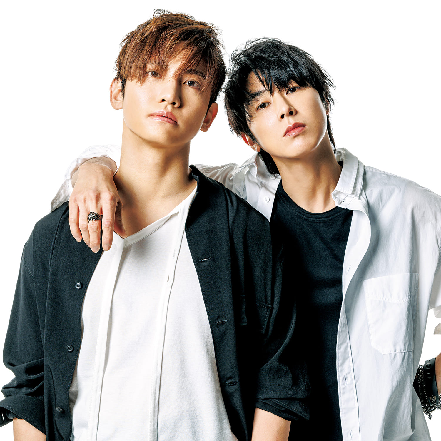 東方神起】たくましい二の腕にアンニュイな表情に悶絶…【美ST限定