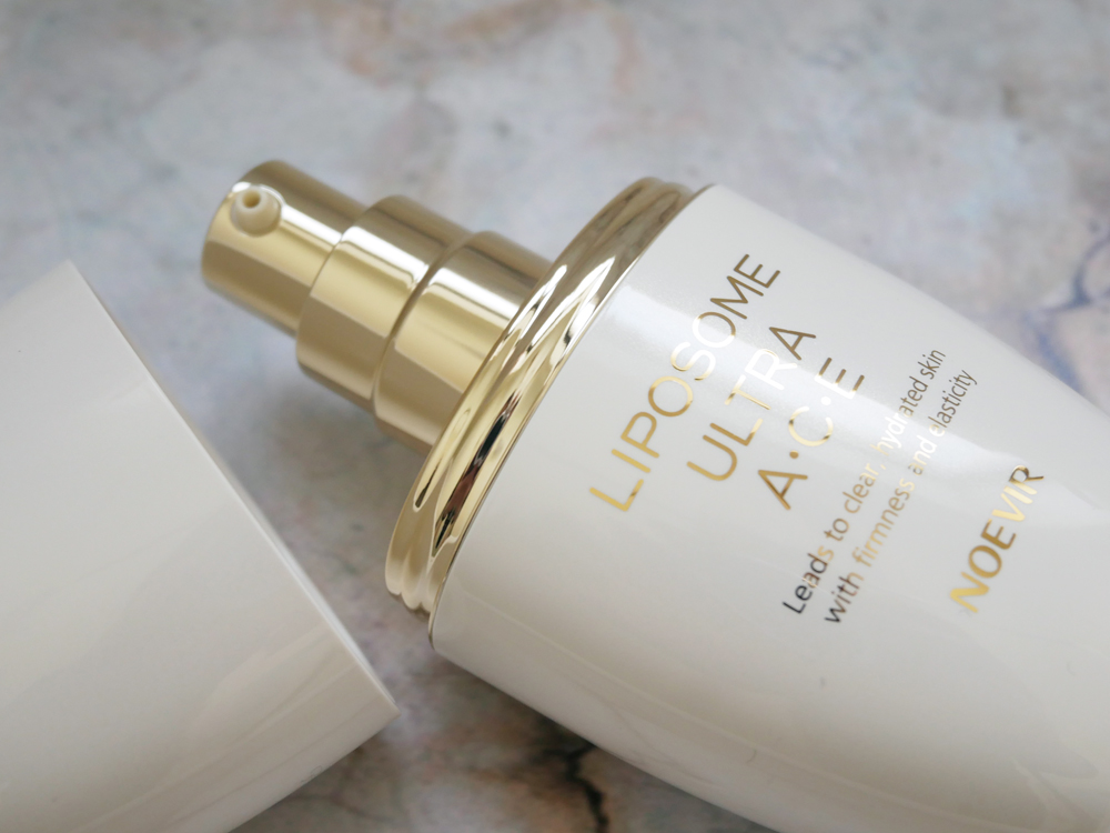 先進技術を採用！ビタミンACEと植物エキス配合「ノエビア リポソーム