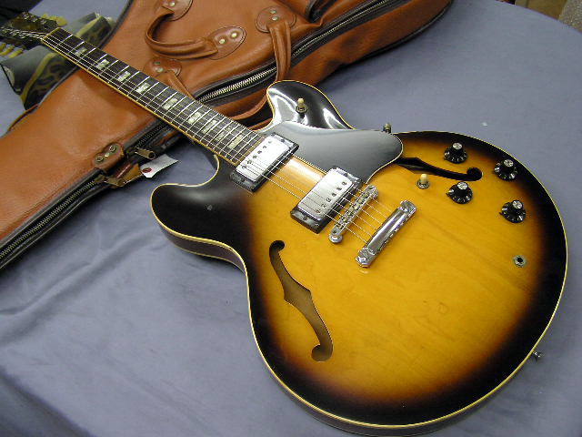 Gibson ES-335 TD SB 1976 – 神戸ギターショップ B-West