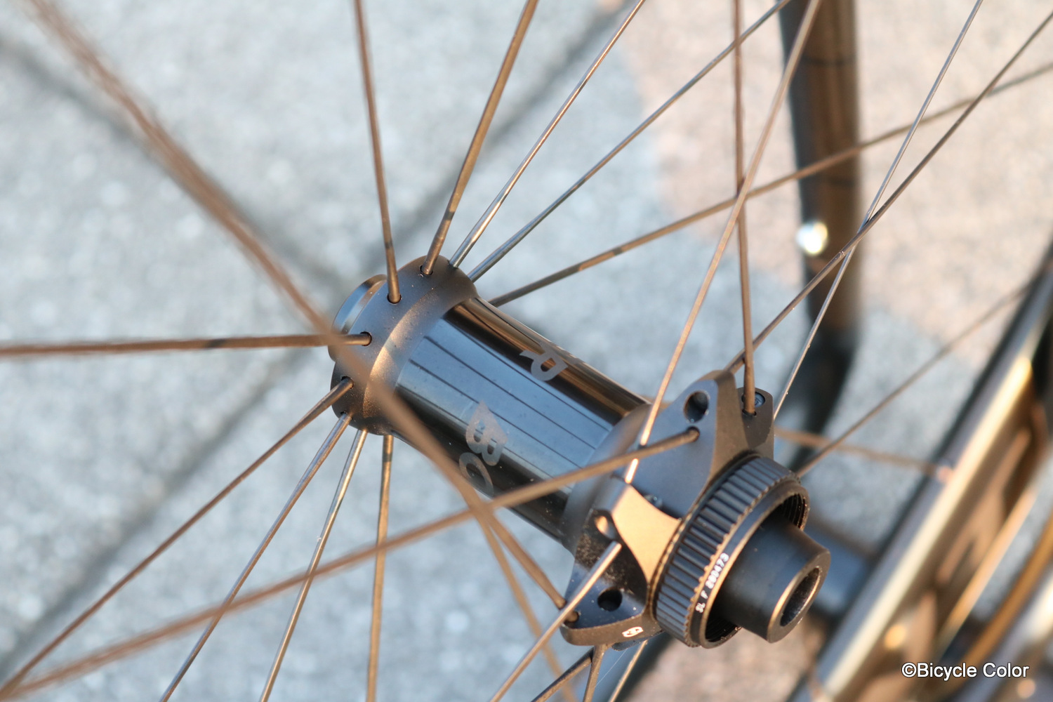 前々から気になっていた、Bontrager(ボントレガー)Aeolus XXX4チューブ