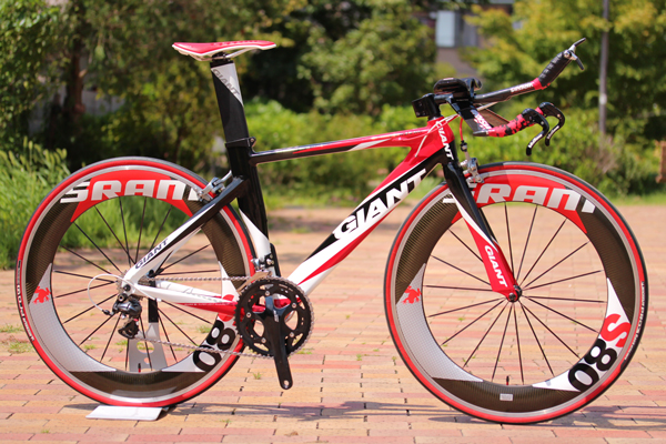 GIANT（ジャイアント） FCR ZERO TTバイクカスタムが買取り 委託で入荷