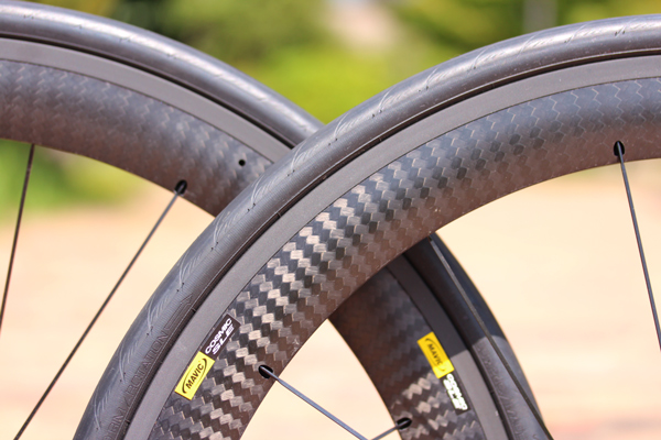 MAVIC（マヴィック） COSMIC CARBON SLE （コスミックカーボン）が