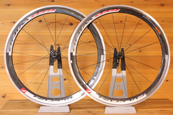 コスパ抜群のディープリムホイール FULCRUM RED WIND 50 が入荷しま