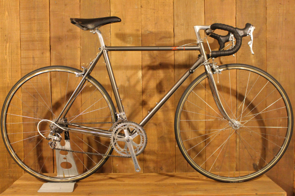日本自転車史に残るフレームメーカー ZUNOW ズノウ デュラエース 仕様