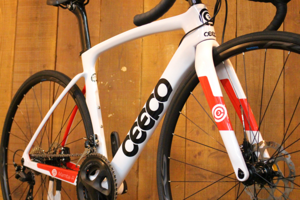 トライアスロン・ロード両対応のカーボンディスクバイク！ CEEPO