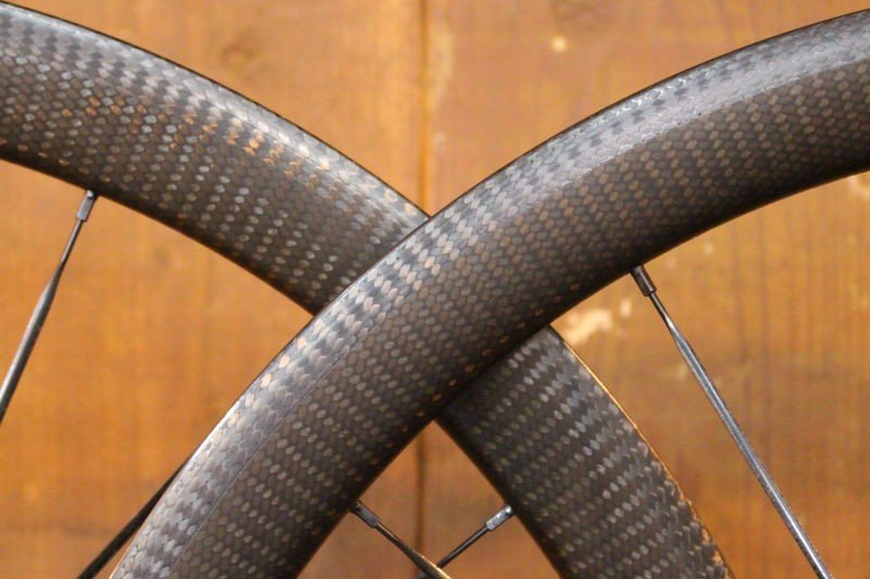 MAVIC COSMIC PRO CARBON SL UST ホイールセット