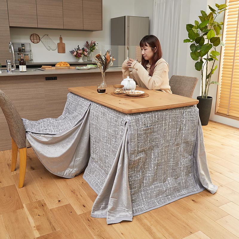 座椅子にも、ソファにもぴったりフィット！高さ調節自由自在の昇降式