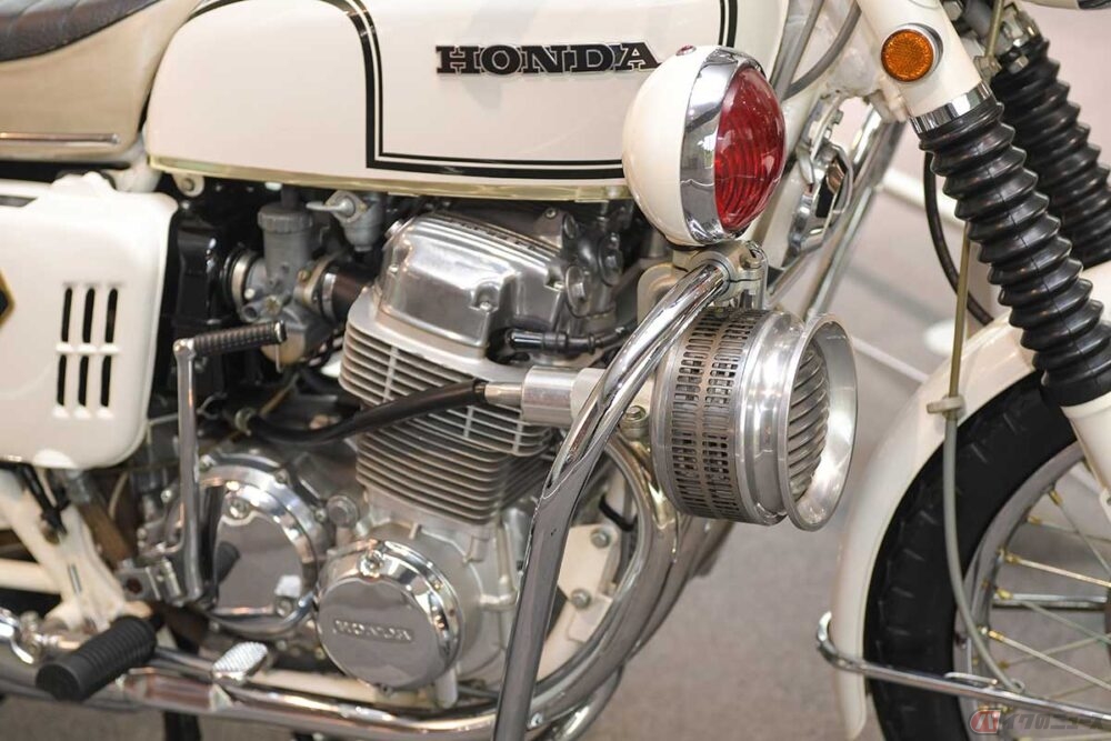 ホンダの白バイ「ドリームCB750P」 その特別装備とは｜Infoseekニュース