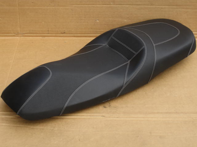 売約済み】MAXAM(マグザム)のカスタムシートが入荷しました。 | バイク