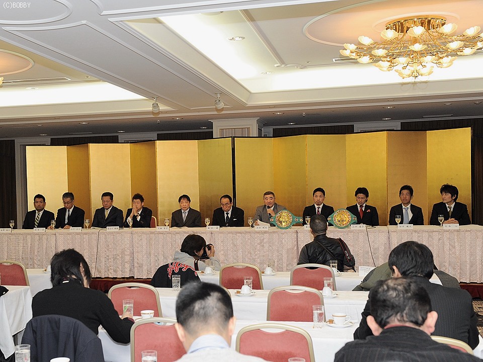 粟生&山中、防衛戦決定!! | ボクモバニュース | ボクシングモバイル