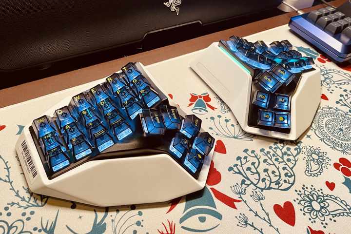 Angry Miao、ついに登場した完全ワイヤレスの左右分離型メカニカル