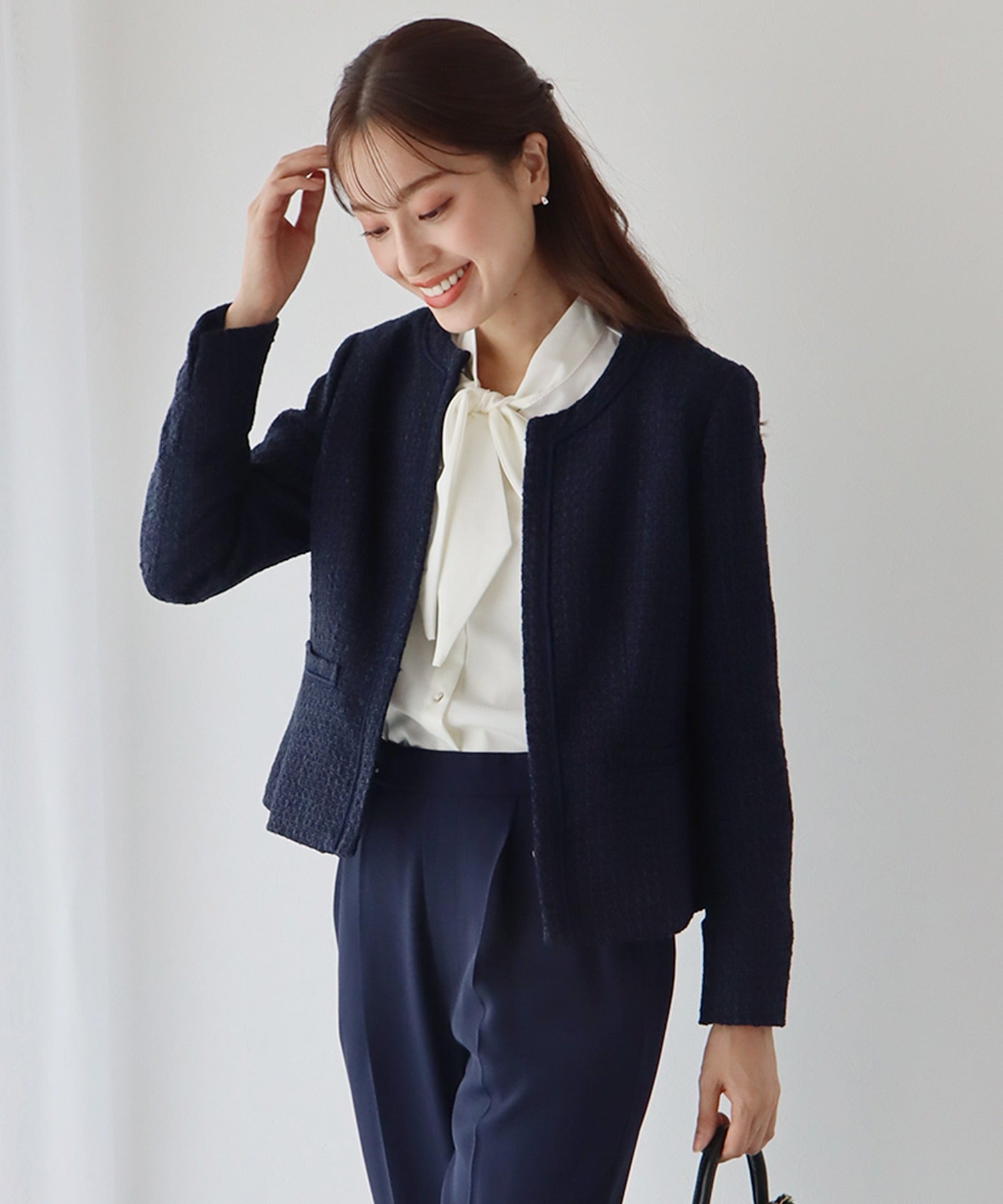 新品】INDIVI 38 紺色 ツイード風 ノーカラー パンツスーツ上下 卒入学