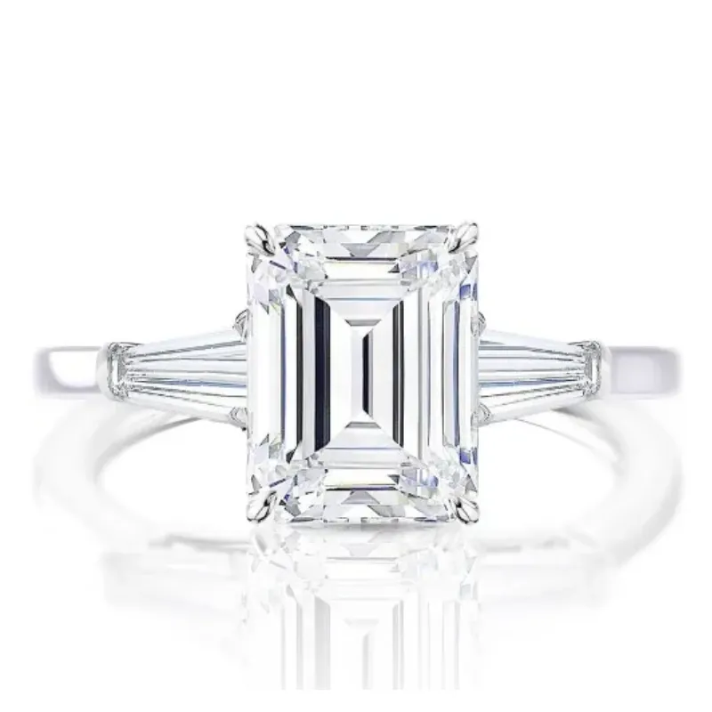 ハリーウィンストン エメラルドカット・クラシック・リング｜ブランド
