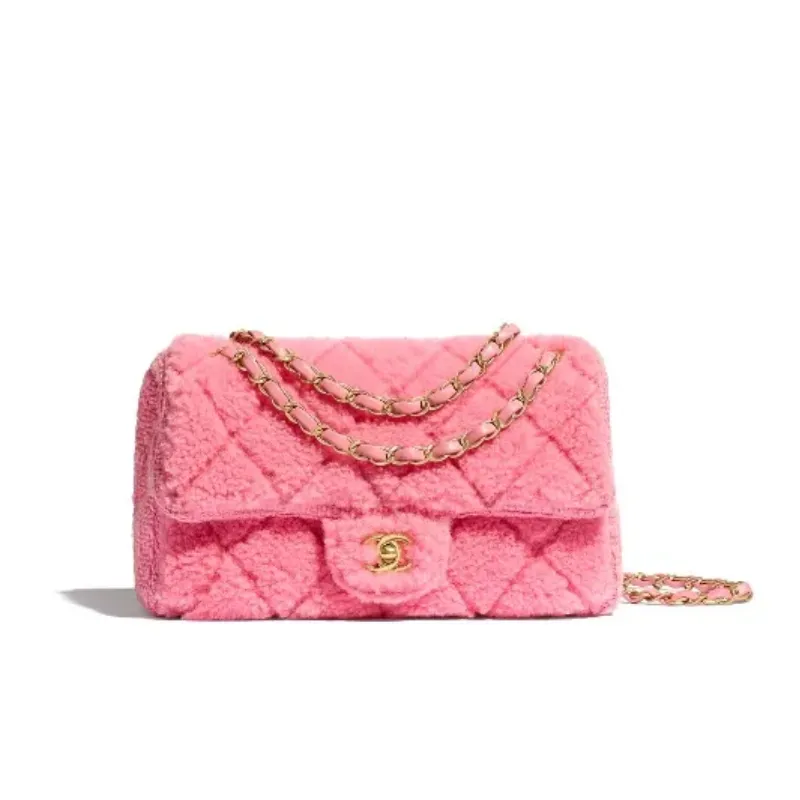 シャネル マトラッセ フラップバッグ シアリング シープスキン