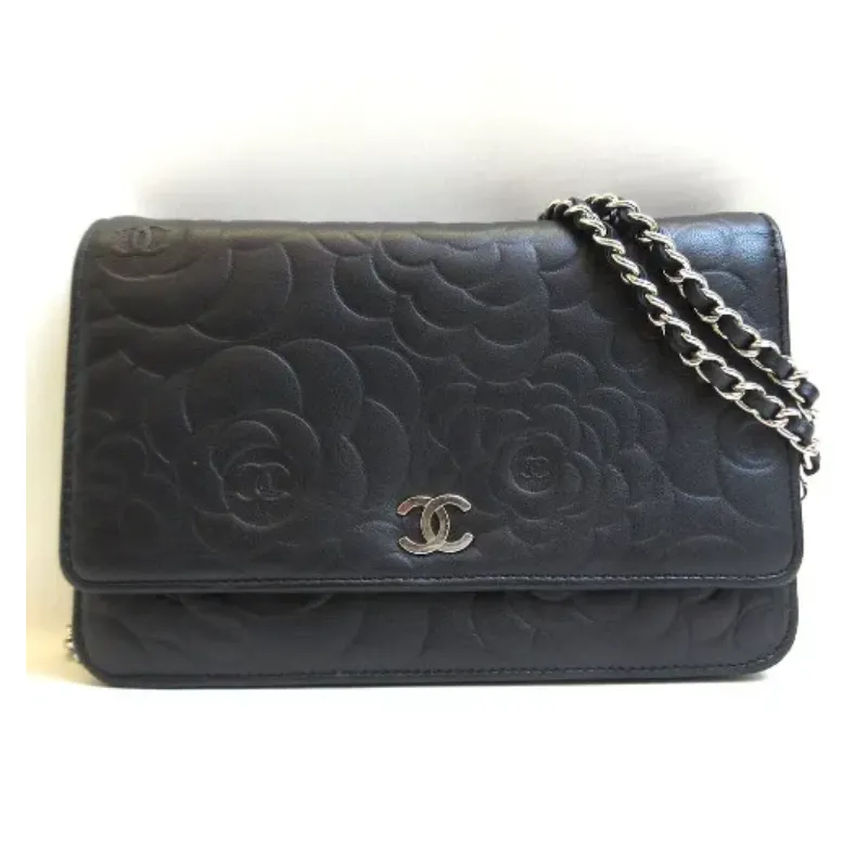 シャネル カメリア チェーンウォレット ブラック ラムスキン｜ブランド