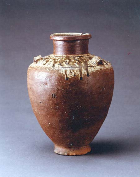 三耳壷 文化遺産オンライン