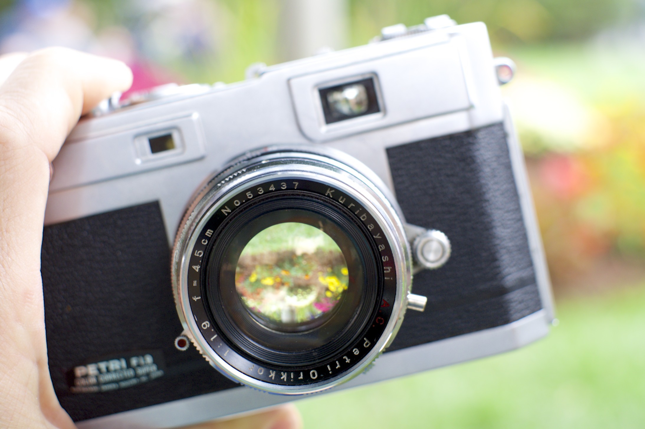 Petri F1.9 Color Corrected Super - A Clockwork Rangefinder at a