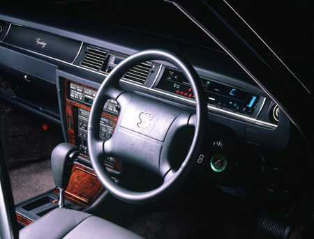 センチュリー（トヨタ）Lタイプ（1992年12月）｜カタログから中古車を