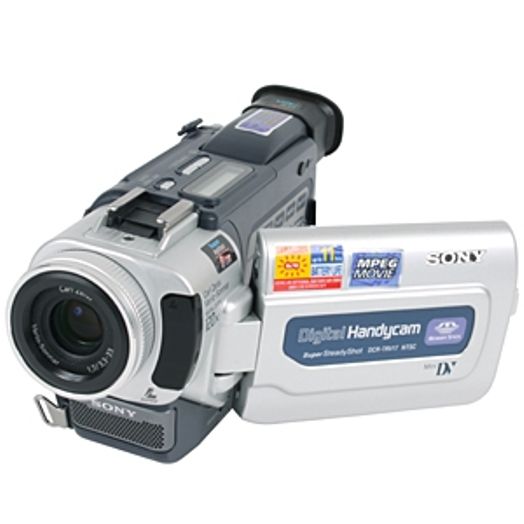 Sony DCR-TRV17 Video Camera