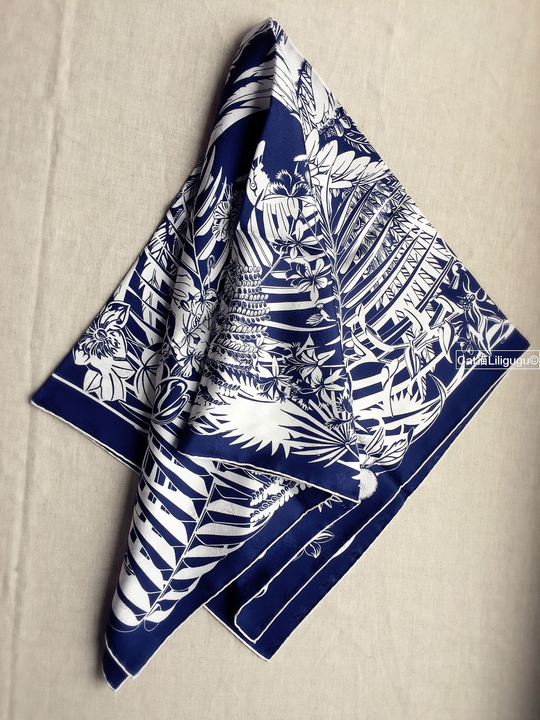 エルメス)カレ90《フラミンゴ・パーティFlamingo Party Tattoo