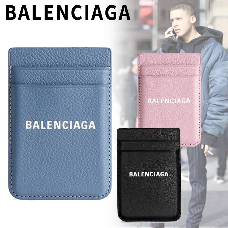 国内直営**BALENCIAGA** スマホマグネットカードホルダー (BALENCIAGA