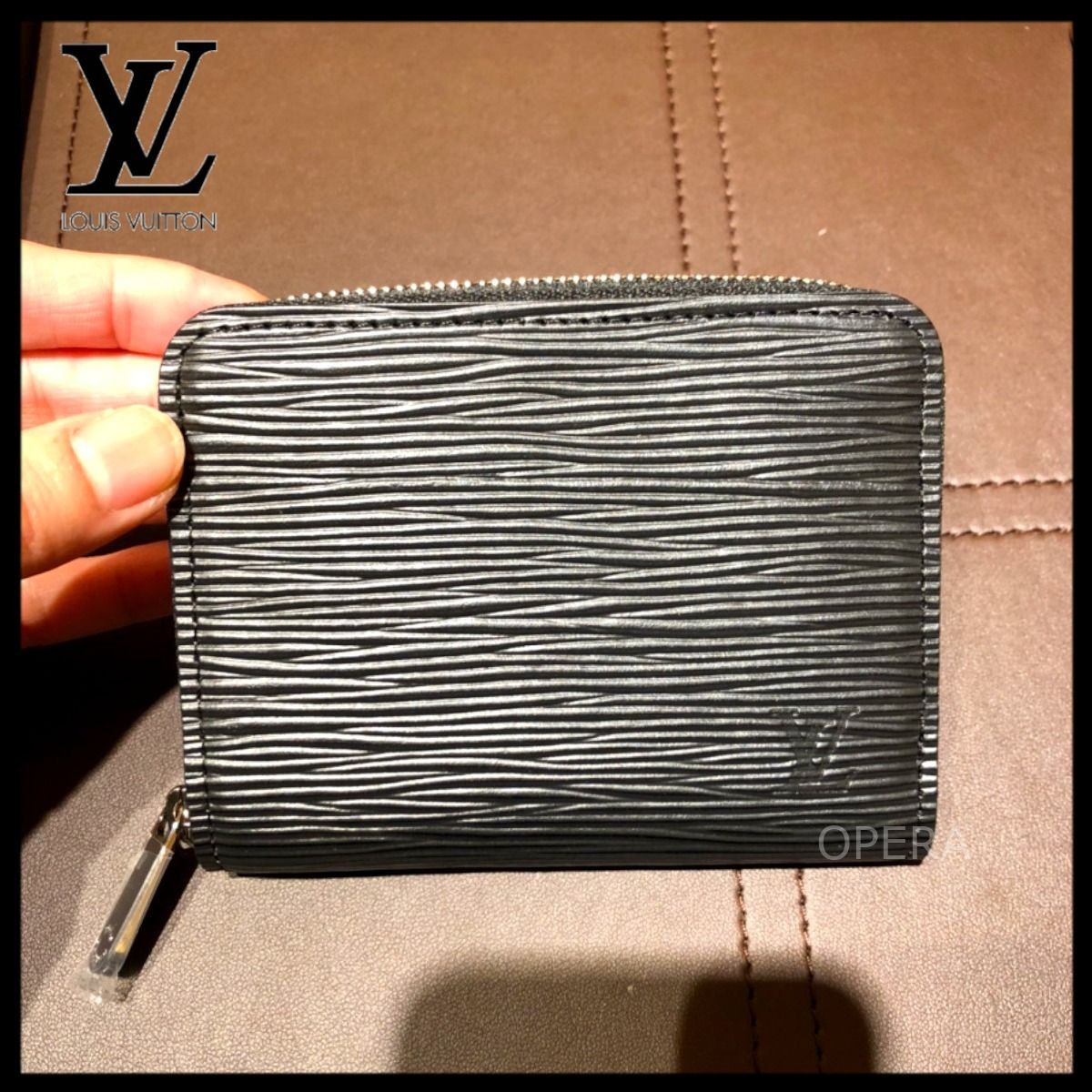 すぐ届く LouisVuitton 財布 コインパース エピ ブラック Lvロゴ