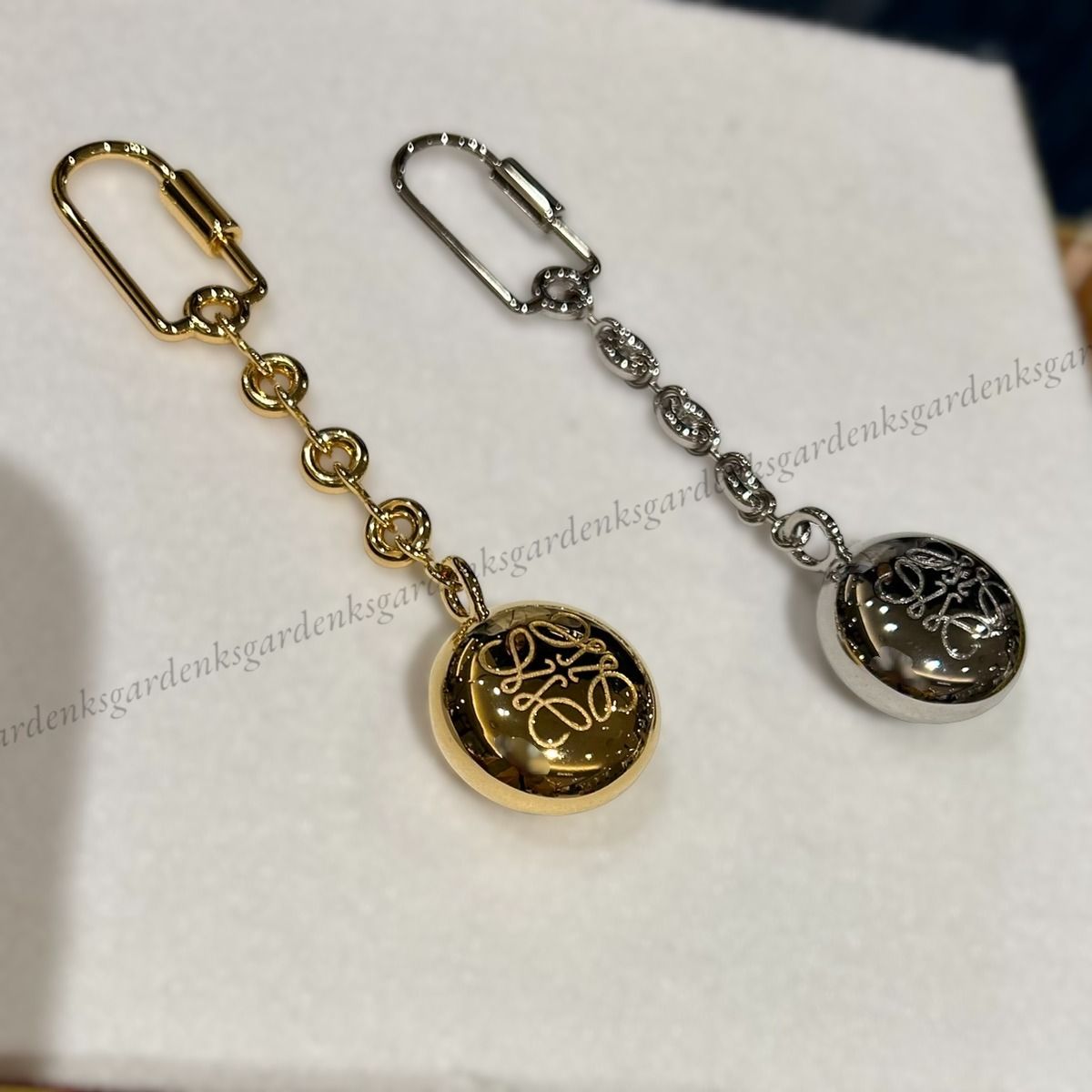 すぐ届く！LOEWE☆ぺブルキーリング☆バッグチャームにも！ (LOEWE