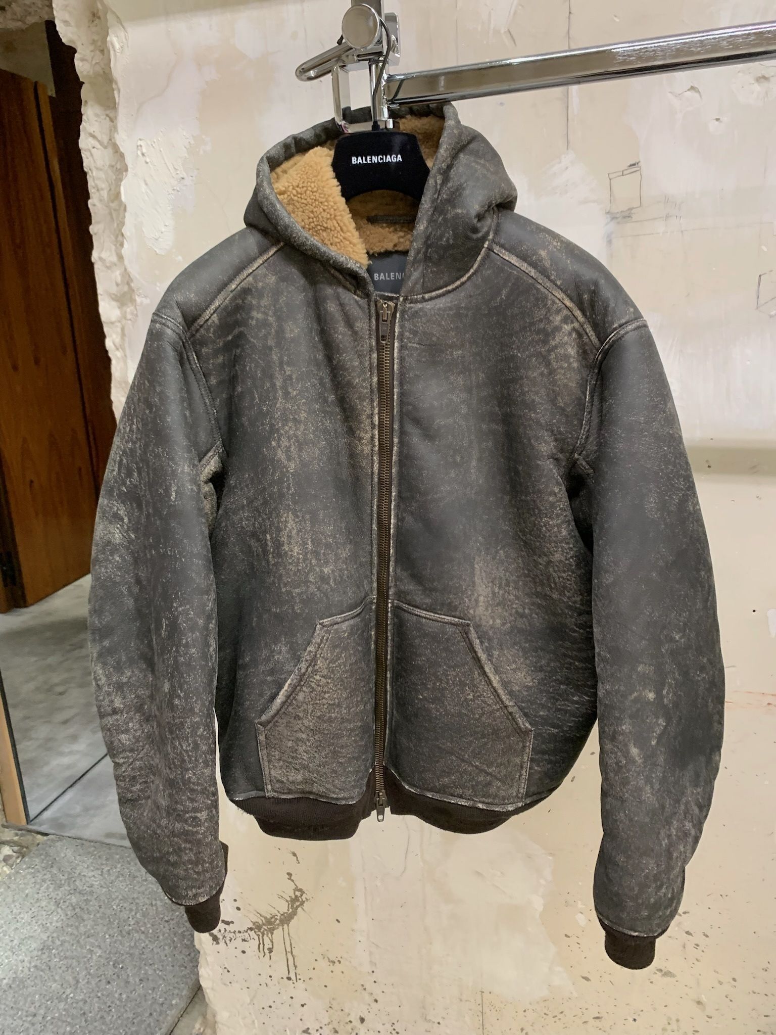 BALENCIAGA】シアリング ジップアップ HOODIE ラージフィット