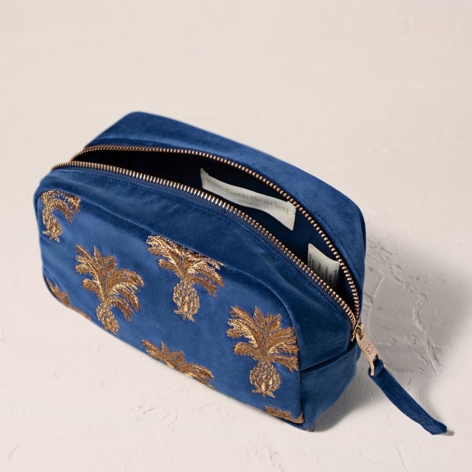 国内発送 Elizabeth scarlet エリザベススカーレット ポーチ