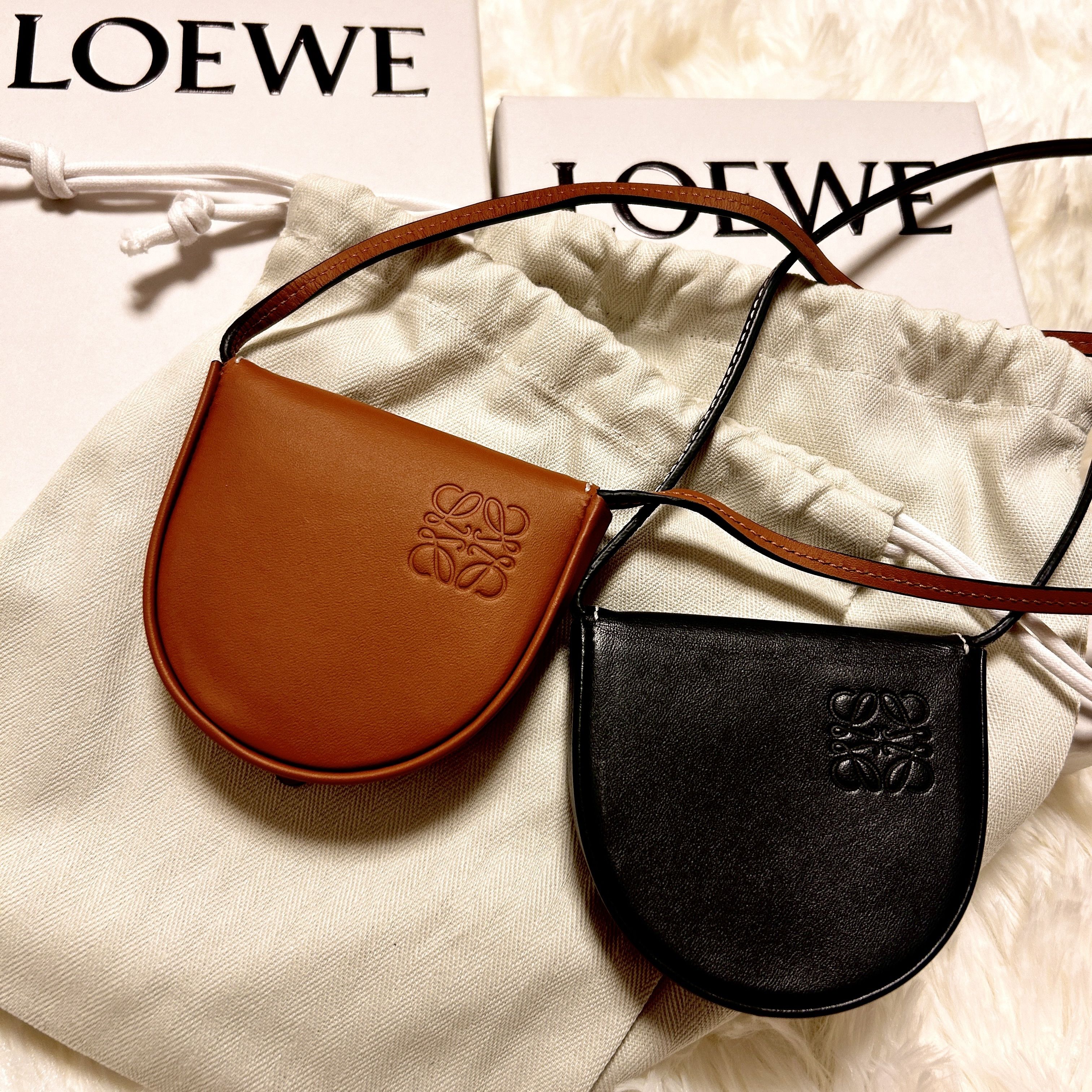 LOEWE ロエベ ヒールポーチミニ ストラップ付コインケース (LOEWE