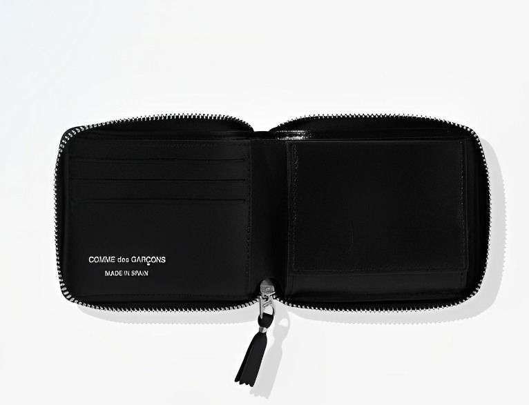 COMME des GARCONS CDG シルバーアイレットジップアラウンド財布