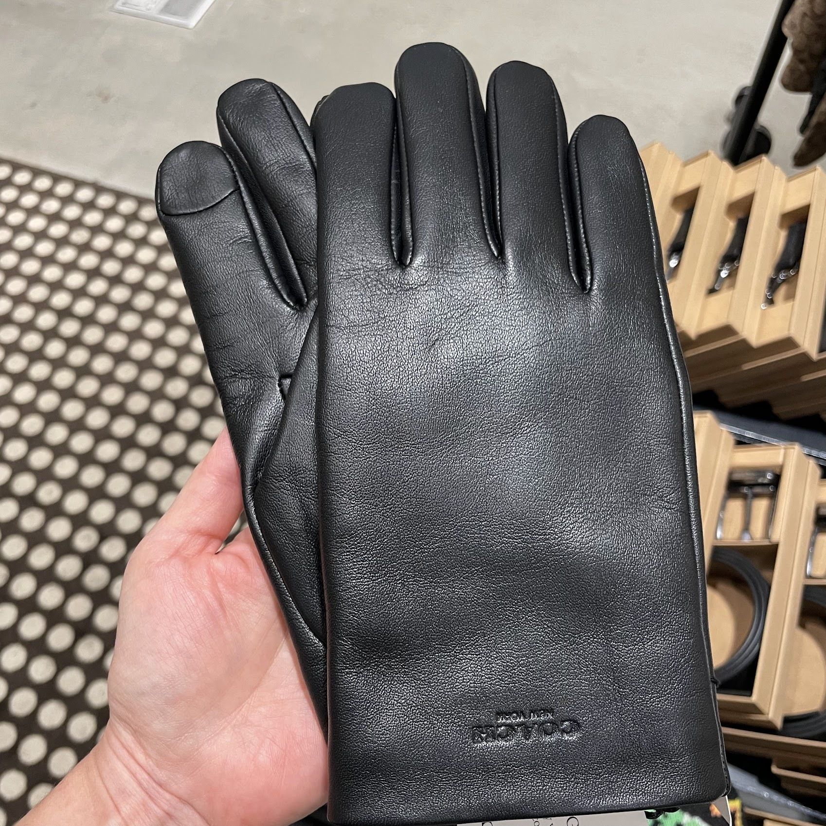 COACH メンズレザー手袋☆テック グローブ CV863 (Coach/手袋) CM330