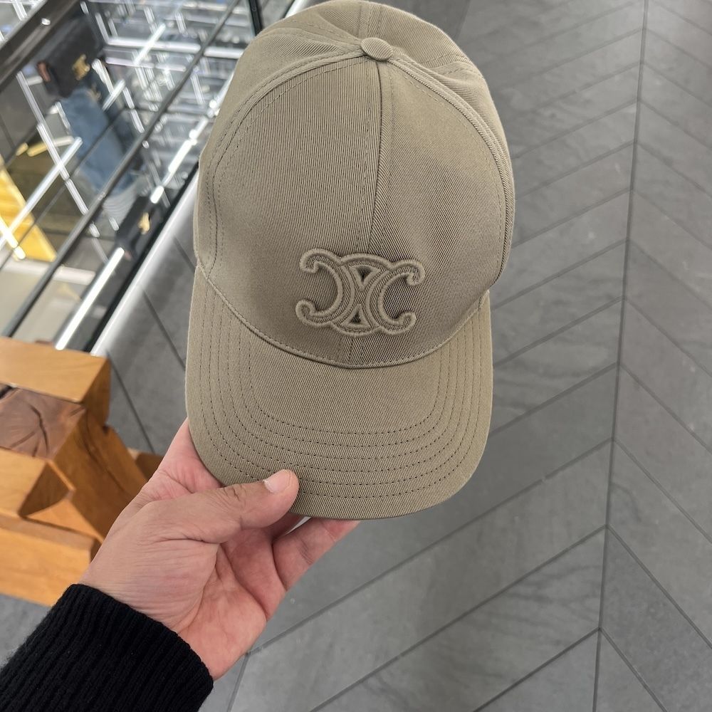 ☆CELINE☆ セリーヌ トリオンフ ベースボールキャップ (CELINE