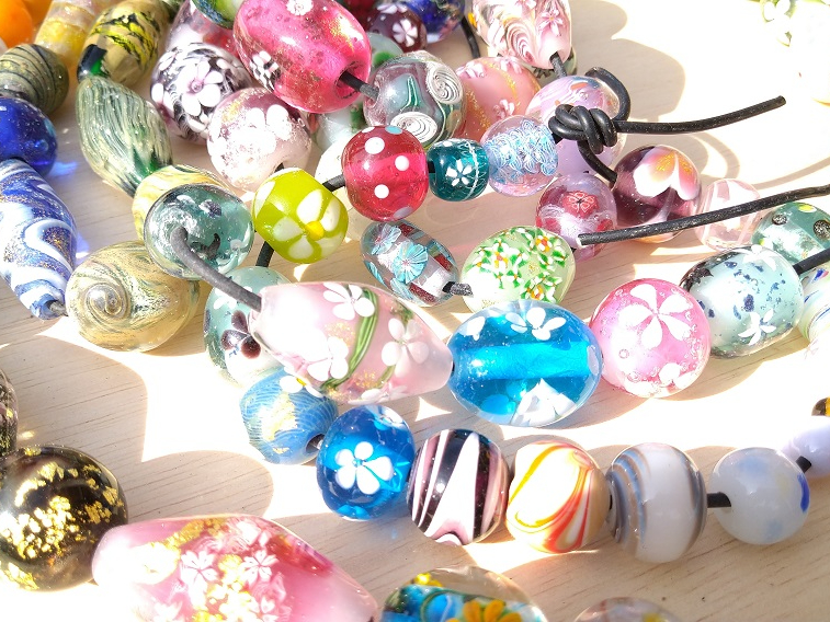 とんぼ玉ガラス2個コース/鈴鹿サーキットすぐ】ガラスが初めての方向