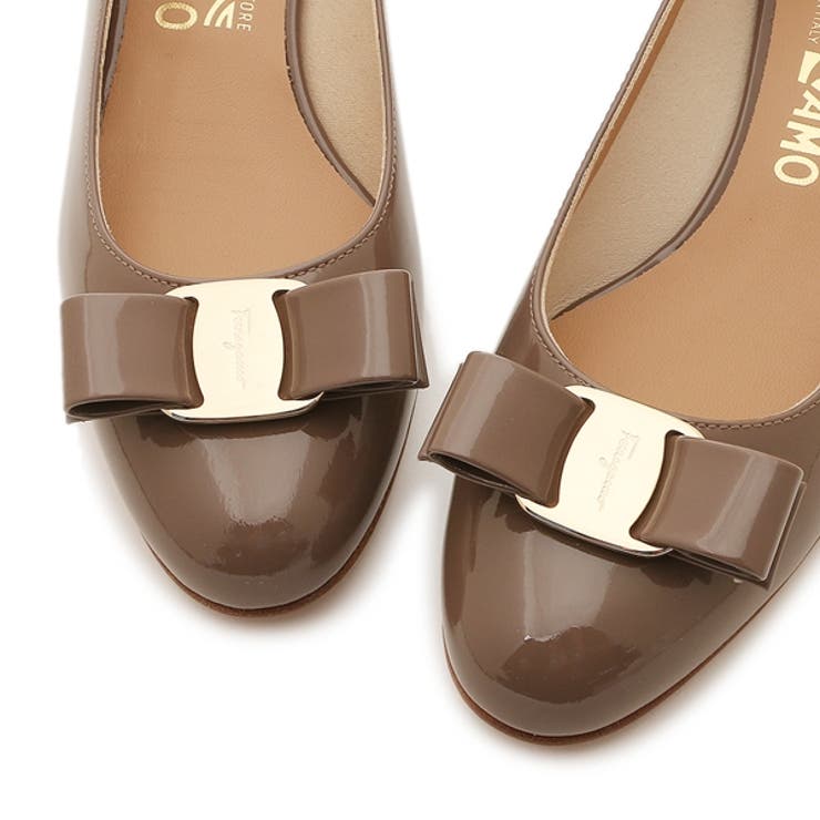 フェラガモ パンプス ヴァラ[品番：AXEB0033420]｜AXES（アクセス）の