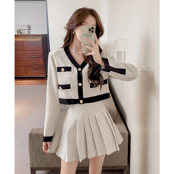 モノクロバイカラープリーツスカートセットアップ 韓国ファッション