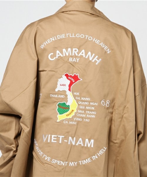 unrelaxing（アンリラクシング）の「オーバーサイズ刺繍ベトナム