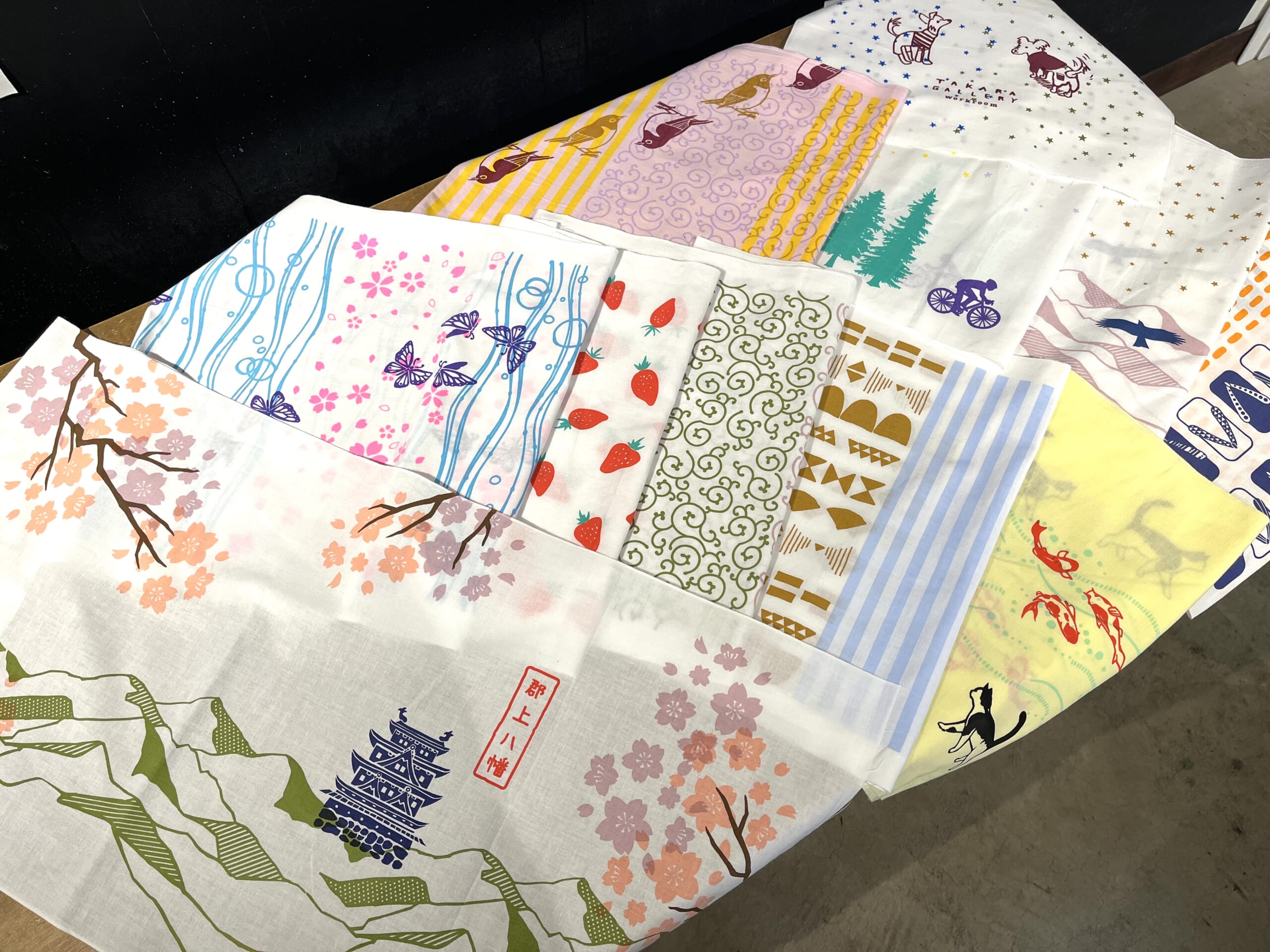 シルクスクリーン印刷体験で世界に一つの“マイ手ぬぐい”を 【TABITABI