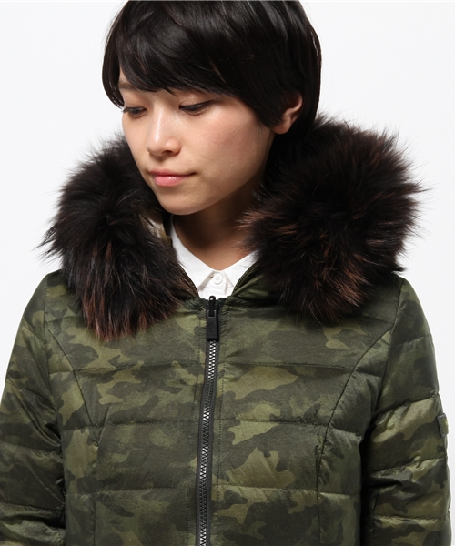 TATRAS（タトラス）の「TATRASカモフラージュ柄ダウンコート CARINA