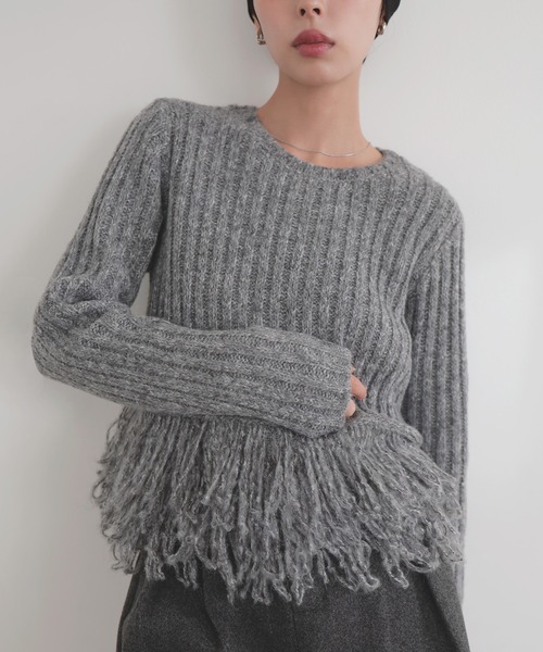 フリンジペプラムニット（ニット/セーター）｜LIAN（リアン）の